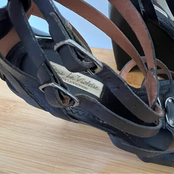 Pour La Victoire black moto buckle ring wedge sandals 8.5 - Picture 2 of 6